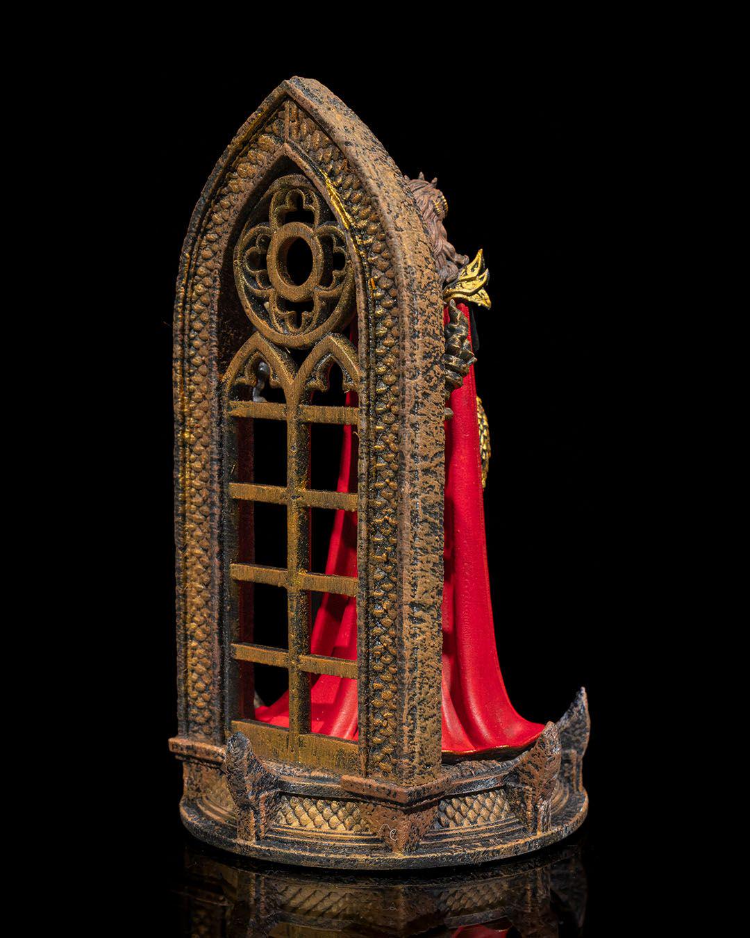 Vampire Queen RPG Model w/ base