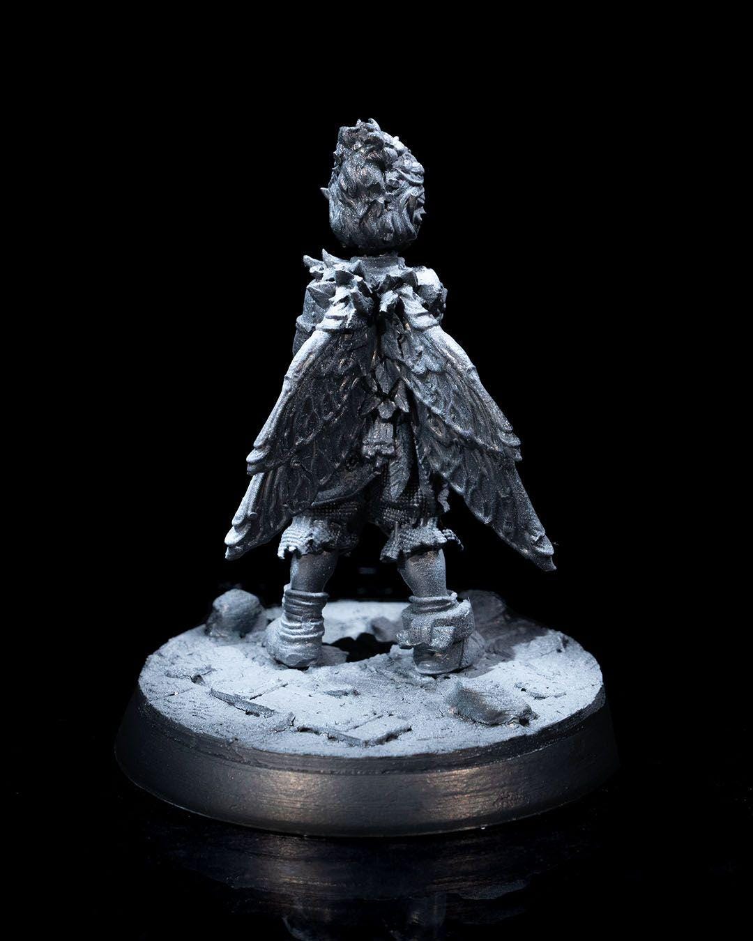 Fairy Fae Prisoner RPG Model w/ base
