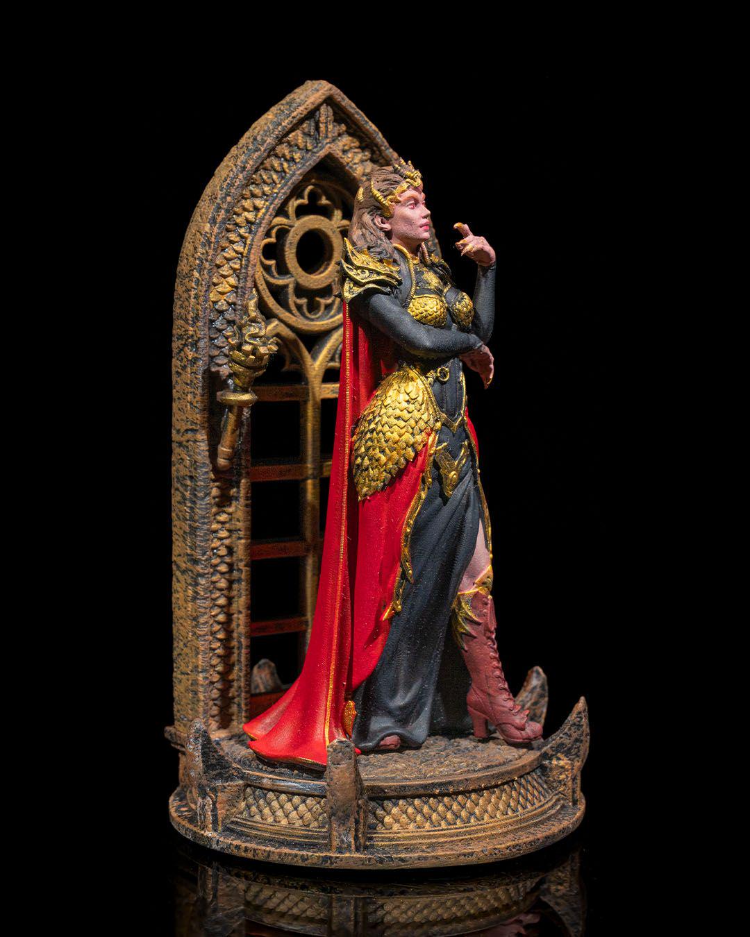 Vampire Queen RPG Model w/ base